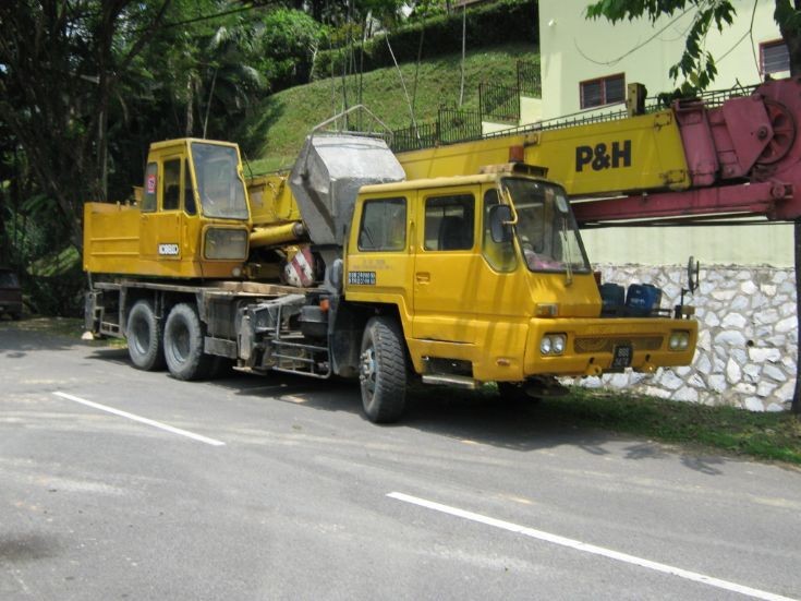 Nissan diesel cranes #8