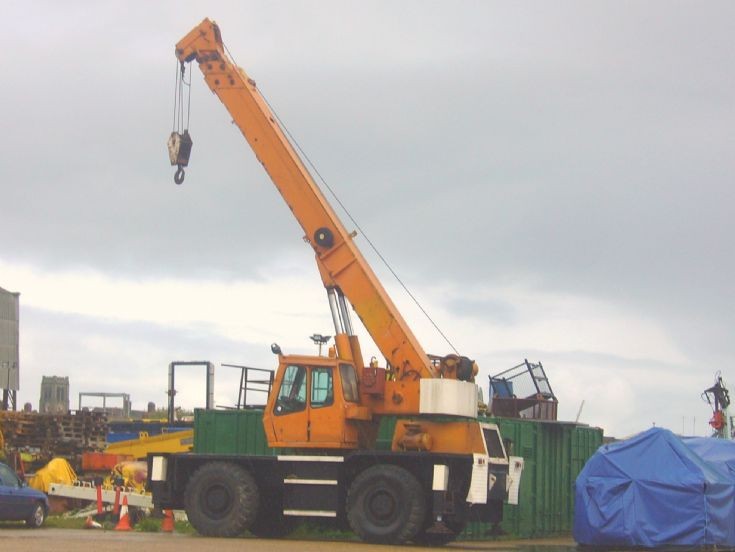 Yard crane       Gt.Yarmouth   15/5/2012